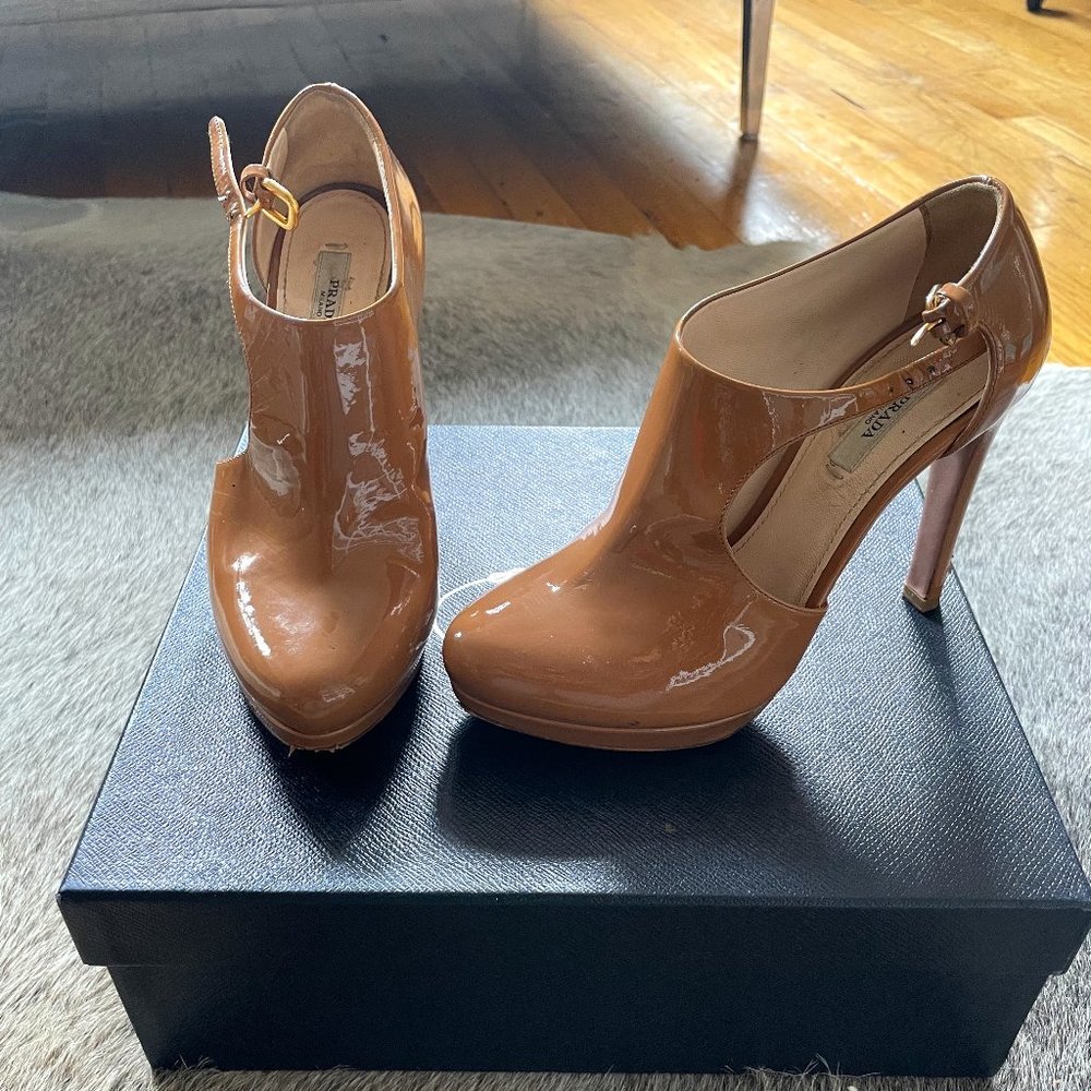 RARE Prada Bootie Pumps-36 1/2